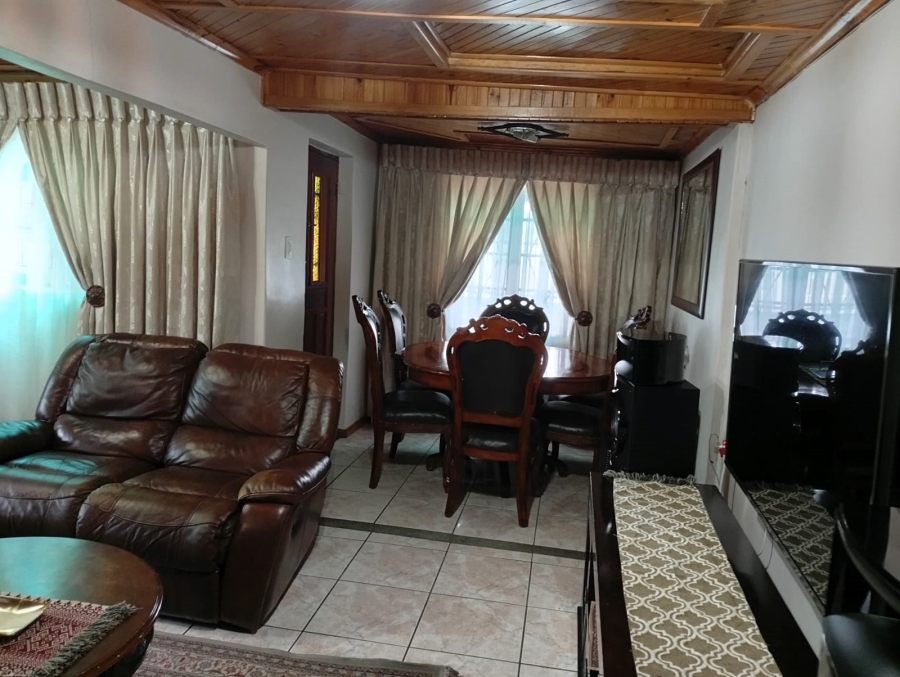 3 Bedroom Property for Sale in Mandela Park Western Cape